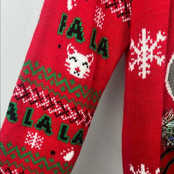 Festive Red Cat Sweater - Picture 4 of 5